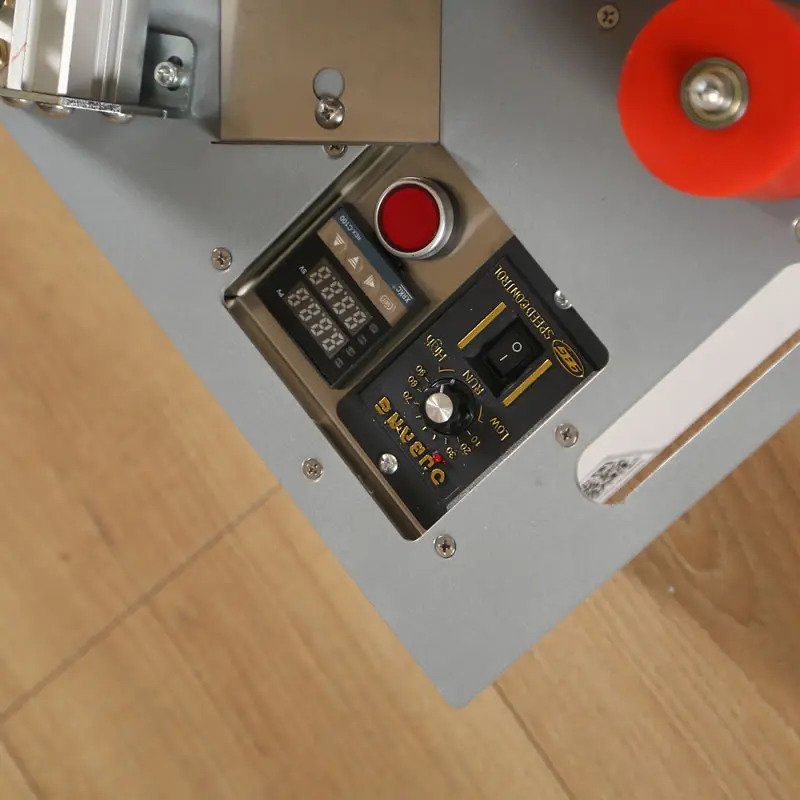Machine à Plaquer les Chants (Modèle Mini) — image 2